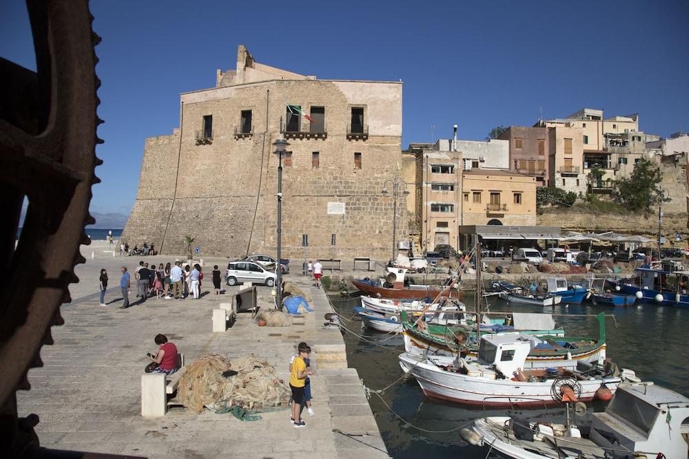Cerri Hotel Trapani Exteriör bild