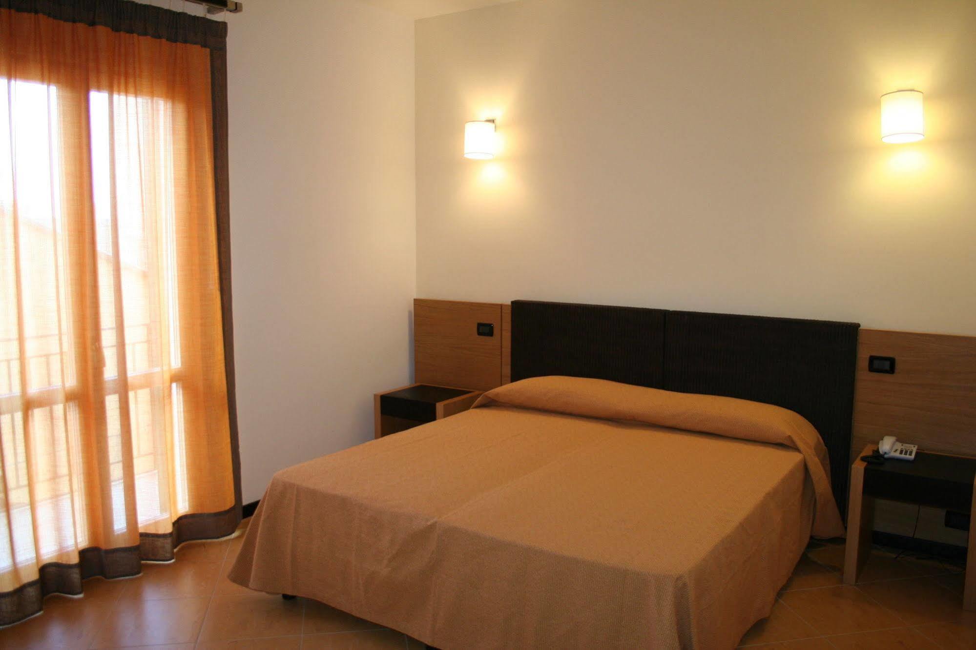 Cerri Hotel Trapani Exteriör bild