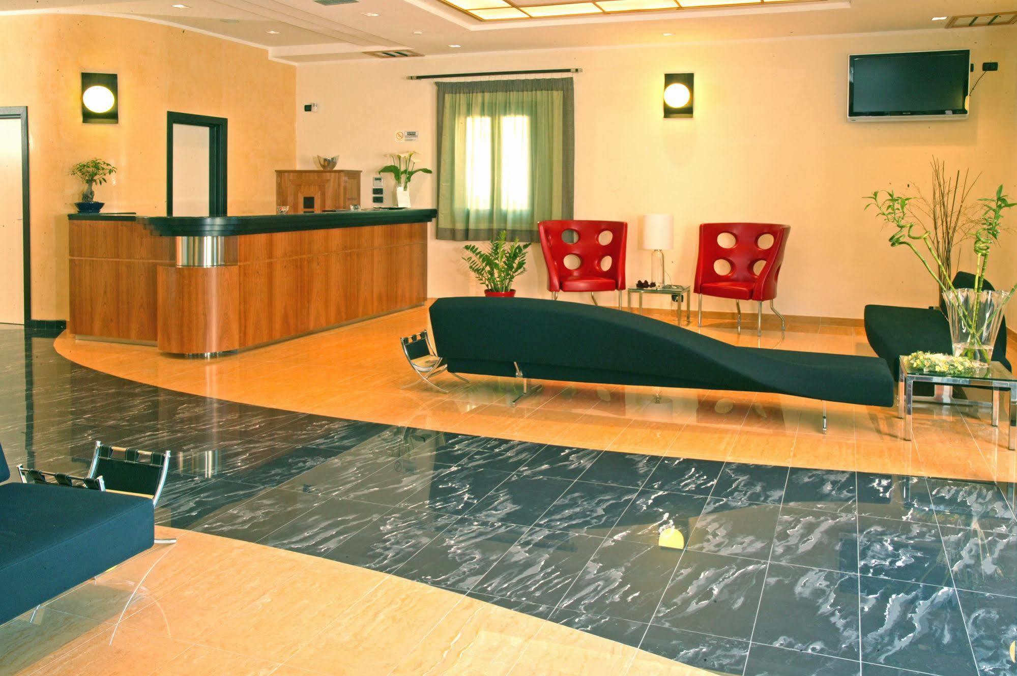 Cerri Hotel Trapani Exteriör bild